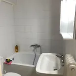 Loutraki Home 公寓 路特奇